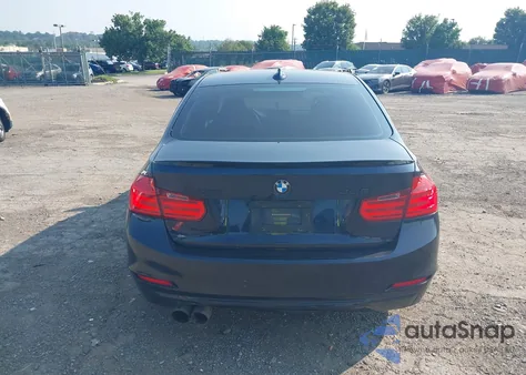 2013 BMW 328 xDrive z USA, uszkodzony, nr VIN WBA3B5G51DNS02664